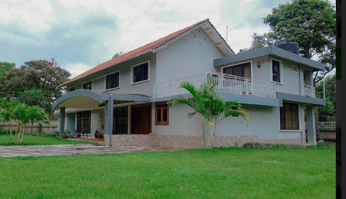 Nyumbani Palace Arusha Buitenkant foto