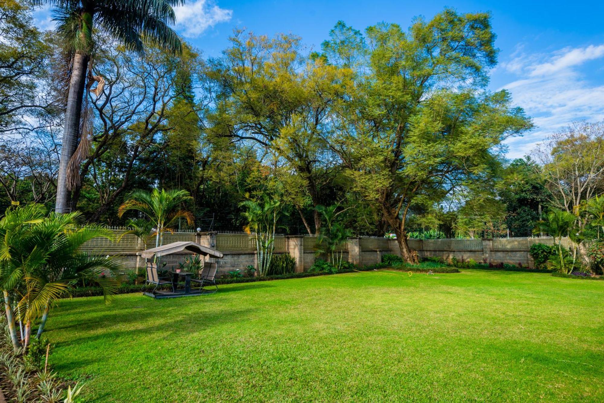 Nyumbani Palace Arusha Buitenkant foto